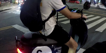 43 Gogoro Smartscooter spotted roaming in BGC