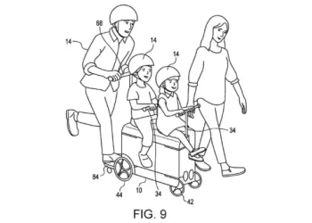 Honda’s New Patent for a Two-Seater MotoCompacto: A Family-Friendly Electric Ride