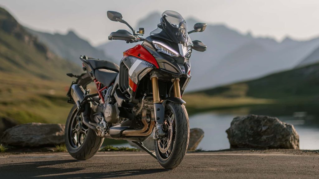 2025 ducati multistrada v4 pikes peak