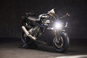 Yamaha 2025 YZF-R1 and YZF-R1M with New MotoGP-Inspired Winglets now official