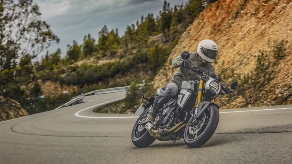 Suzuki Unveils GSX-8T and GSX-8TT Neo-Retro Bikes 2 suzuki gsx 8t 2025 02 1751810658