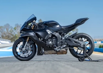 Patent hints at Yamaha R1 comeback with smart aerodynamic design