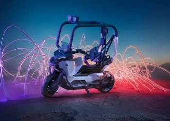 BMW unveils Vision CE concept, a scooter with built-in safety cage that may remove need for helmets