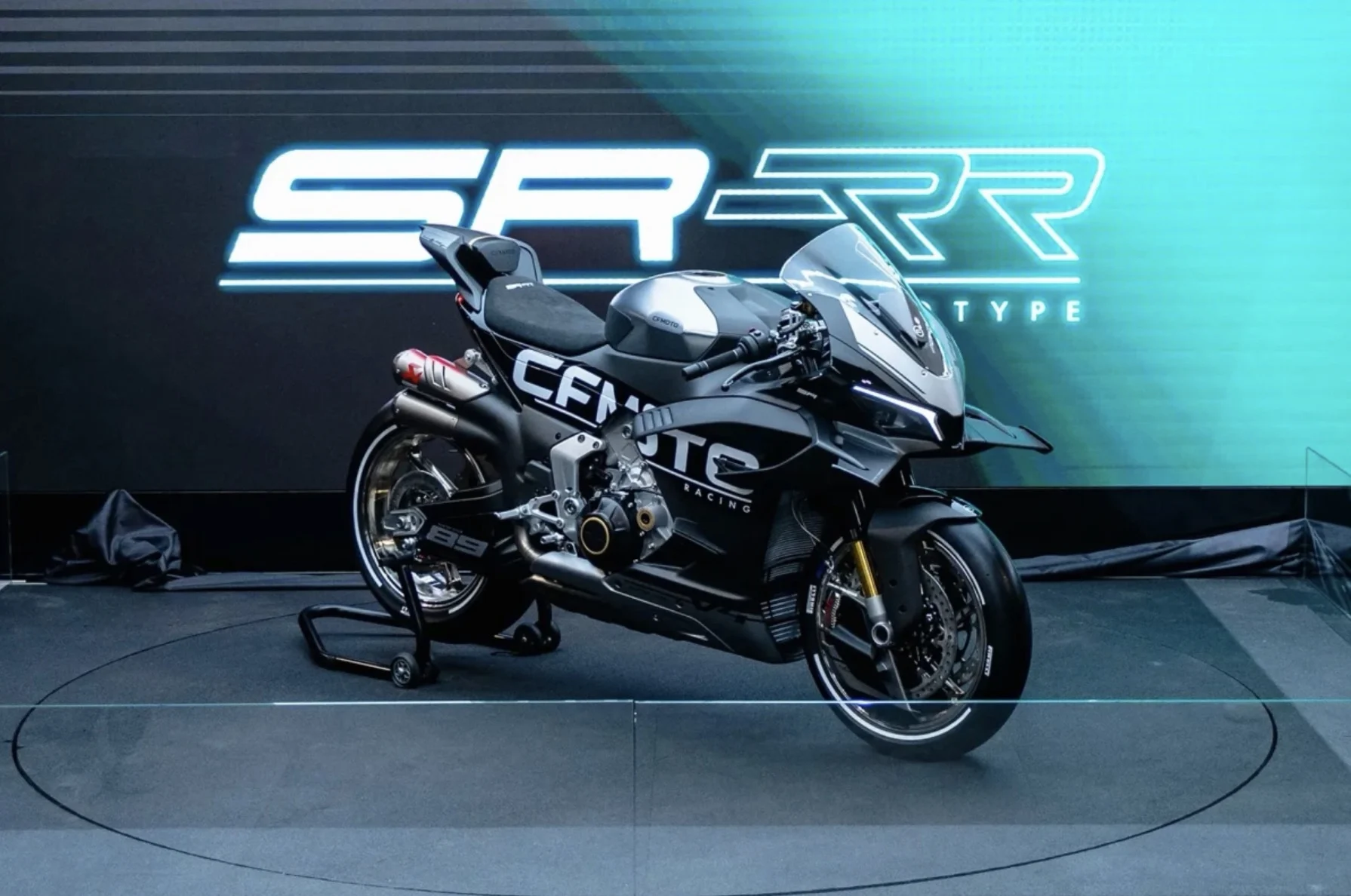 CFMoto V4 SR-RR: China's first liter-class superbike is heading to production 4 CFMOTO SR rr