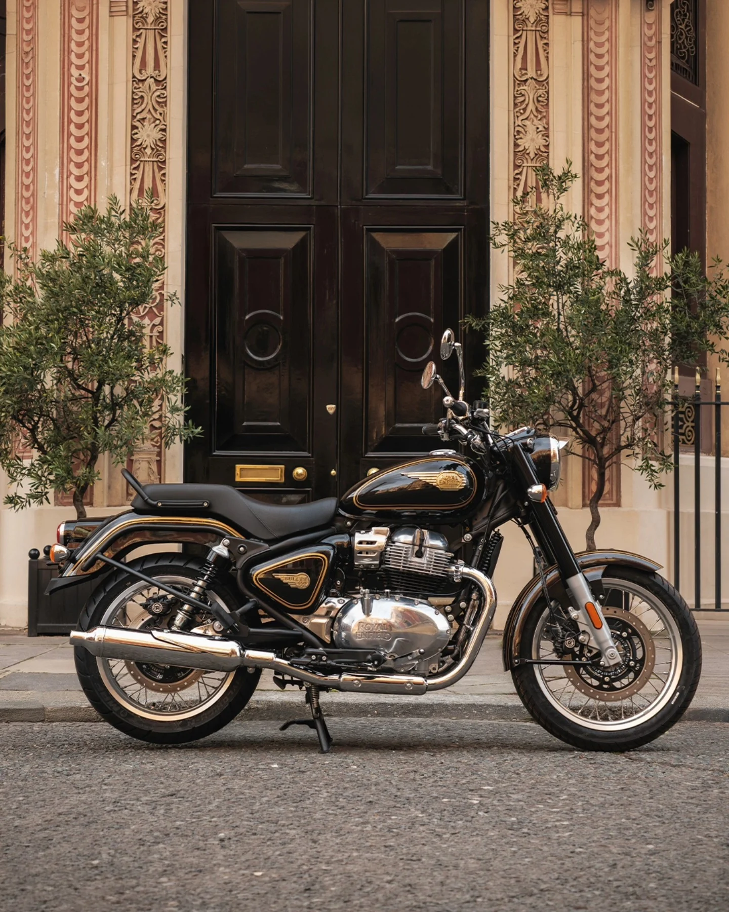 Royal Enfield Bullet 650 Drops in India: 648cc Parallel-Twin, Classic Bones 8 Royal Enfield Bullet 650 launched in India 4