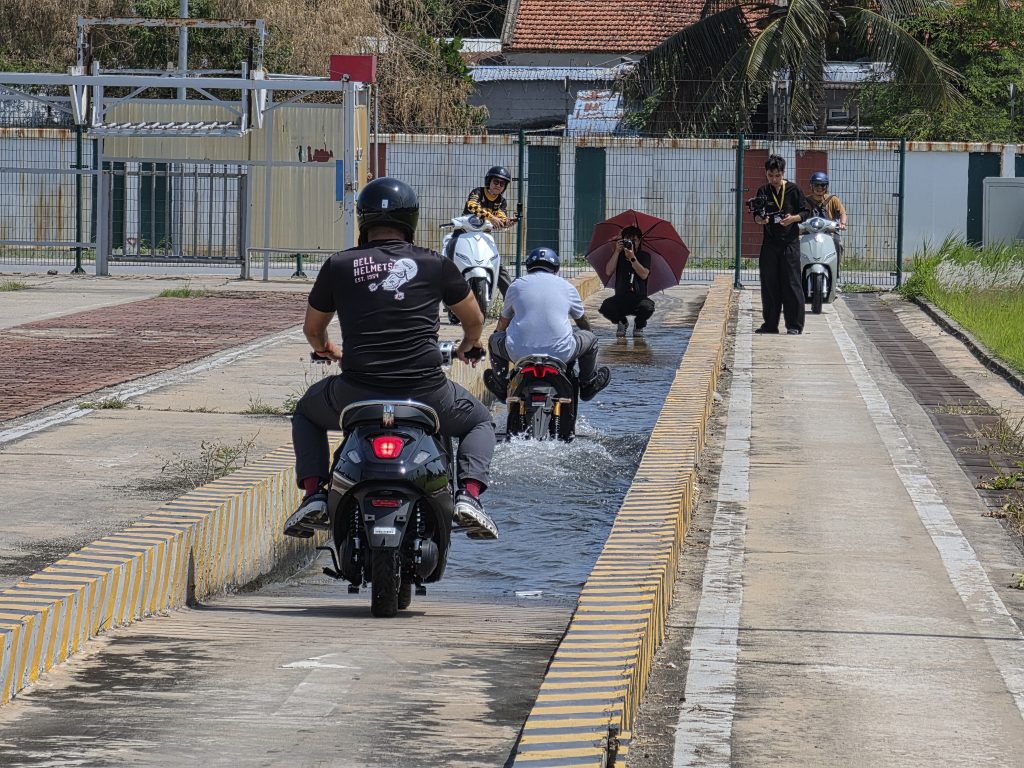 VinFast Escooters Test Drive